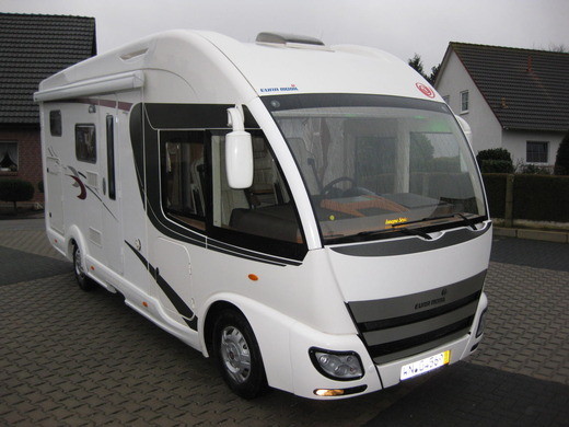 Eura Mobil Integra 650 EB als Sondermobil in Hohenaspe bei 