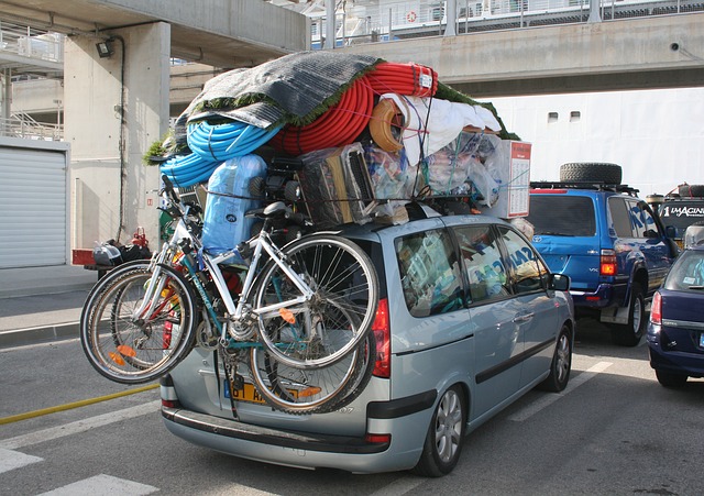 Auto im Urlaub nicht überladen: Wie man die Zuladung berechnet