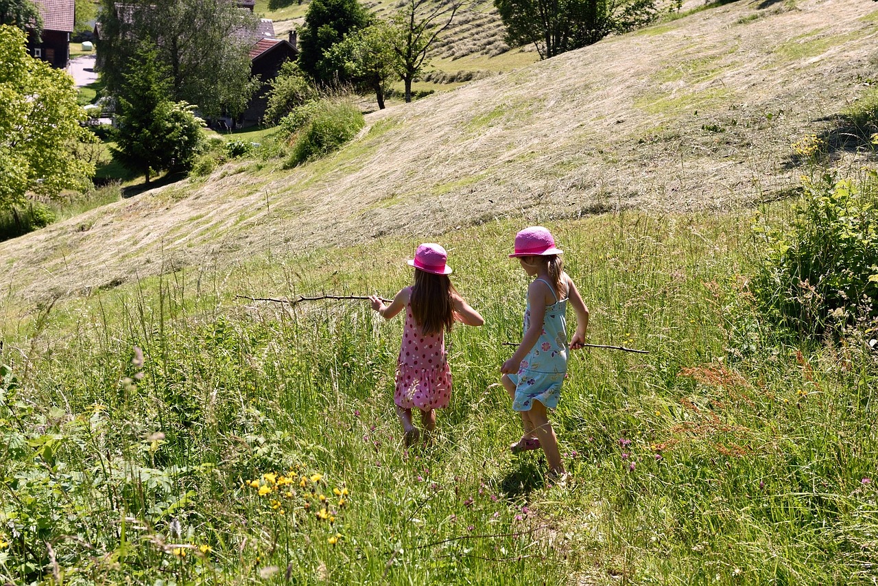 Kinder beim spielen