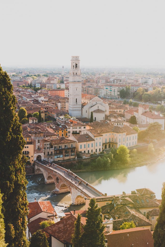 Ausblick auf Verona vom Castel San Pietro. 