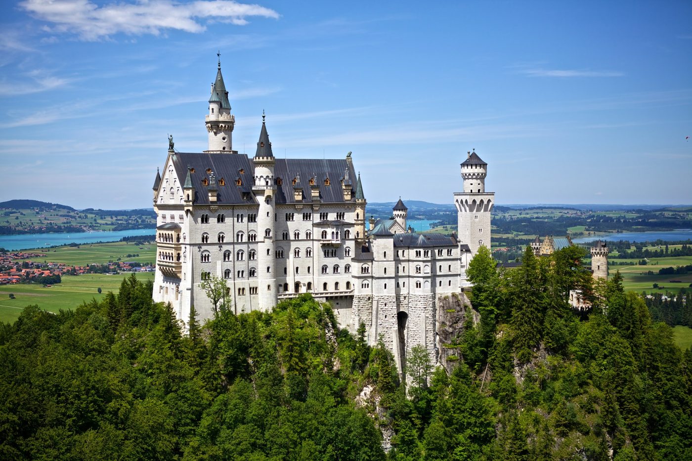 Panoramablick auf Schloss Neuschwanstein