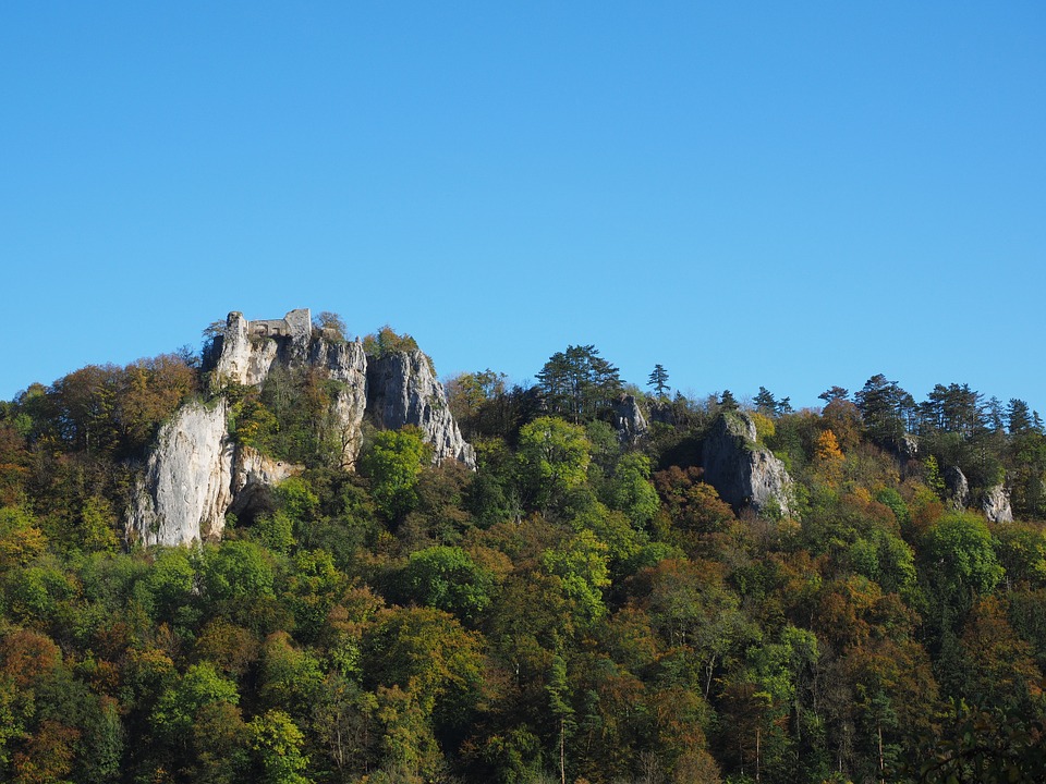 Ruine im Neandertal