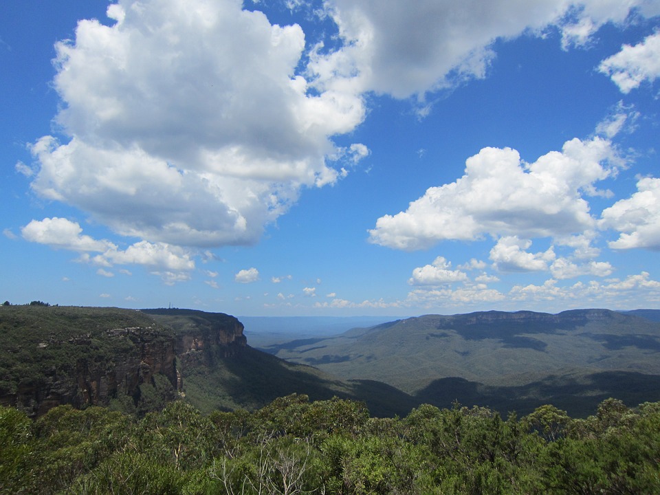 Blue Mountains_Title