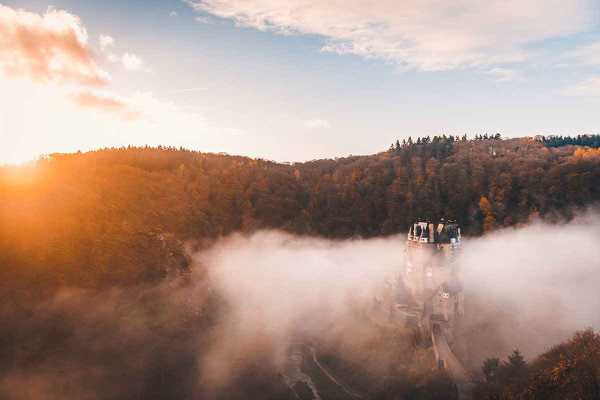 Burg Eltz im Raum Koblenz