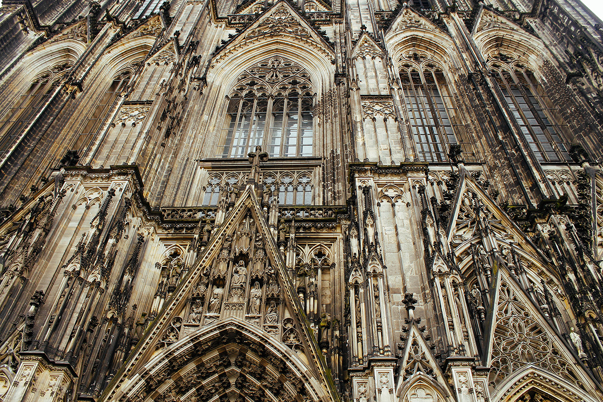 Camping im Westen Deutschlands: der Kölner Dom