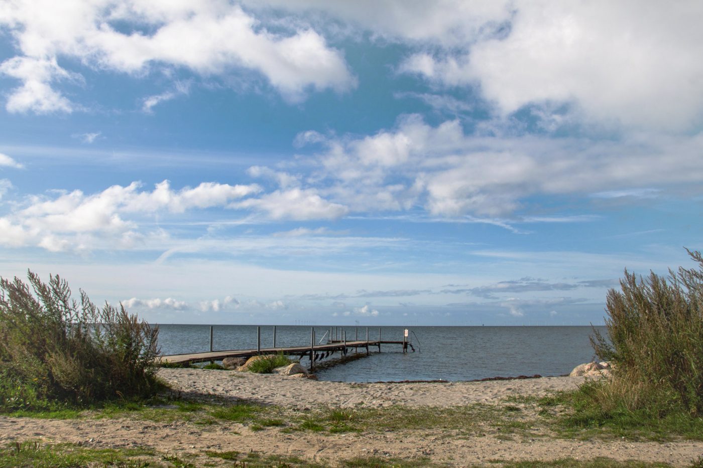 Uferland auf der Insel Lolland in Dänemark.