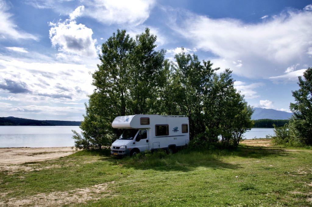 Wohnmobil Wildcamping in Finnland am See