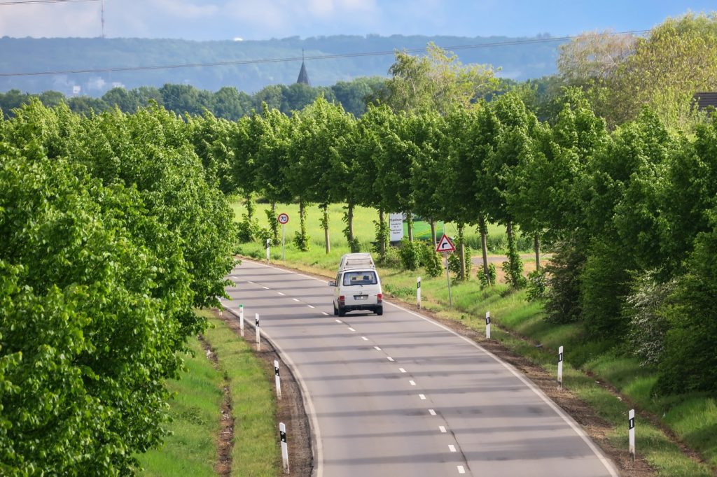 Camper unterwegs an der Mosel