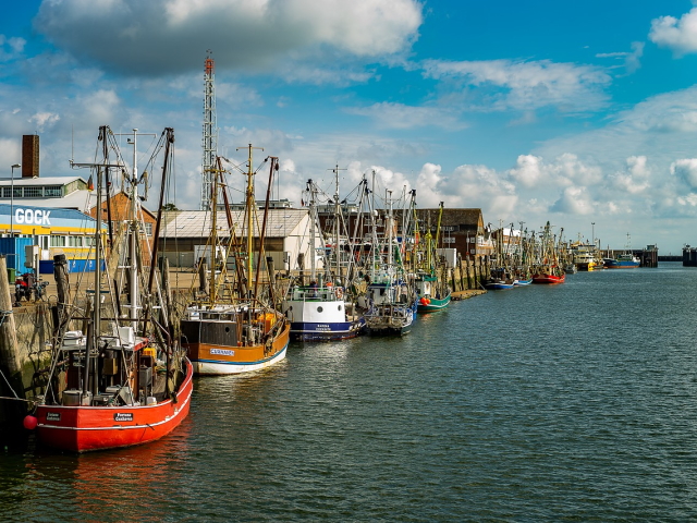 Schiffe in Cuxhaven am Hafen
